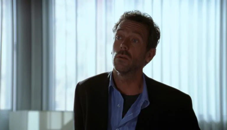 Момент из 8 серии 1 сезона