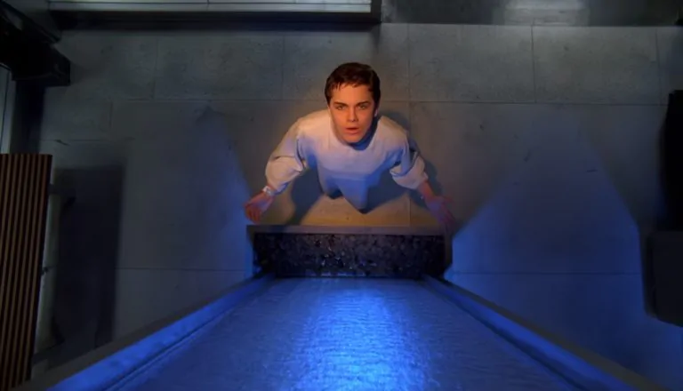 Момент из 19 серии 2 сезона