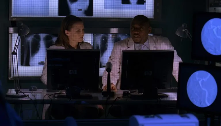 Момент из 20 серии 2 сезона