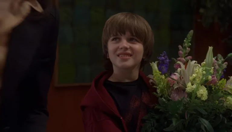 Момент из 19 серии 3 сезона