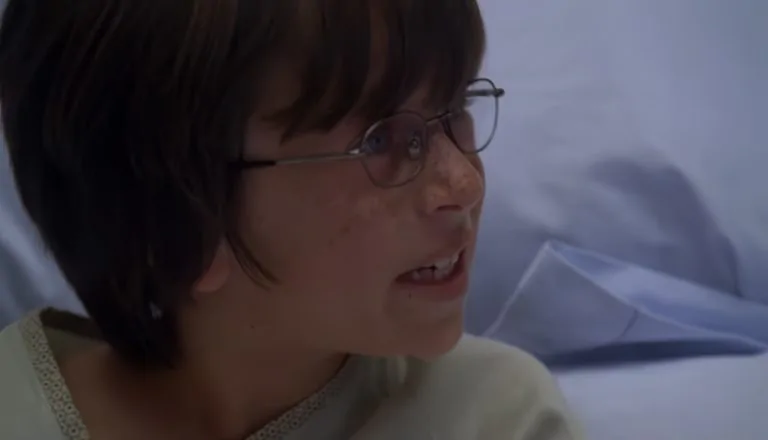 Момент из 2 серии 3 сезона