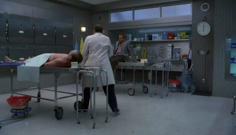 Момент из 17 серии 5 сезона