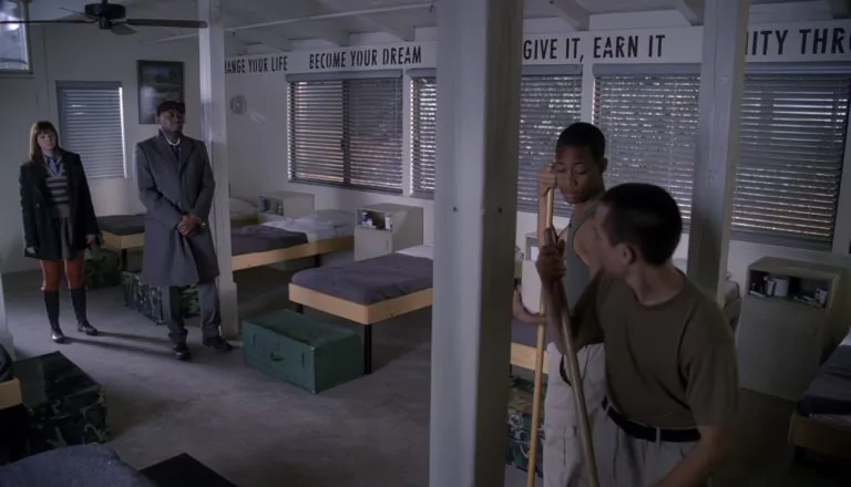 Момент из 10 серии 7 сезона